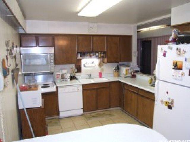 393 W 400 N #35, Bountiful, UT 84010 — photo 4
