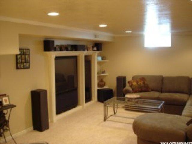 752 E 5400 S, South Ogden, UT 84405 — photo 2