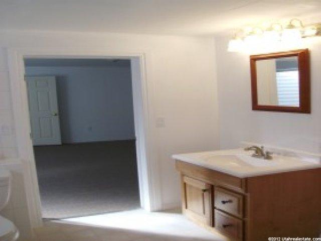 232 E 5600 S, Washington Terrace, UT 84405 — photo 11