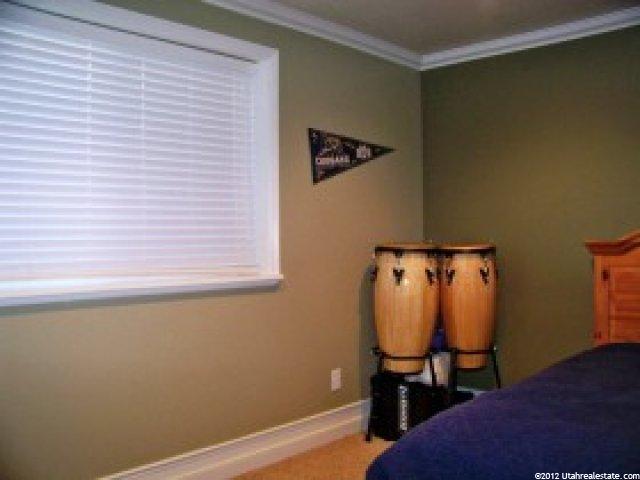 499 W Ariane Way N, Centerville, UT 84014 — photo 10