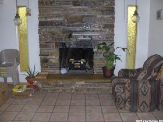 137 E Nicoletti Dr, Midvale, UT 84047 — photo 5