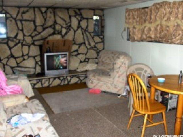 137 E Nicoletti Dr, Midvale, UT 84047 — photo 6