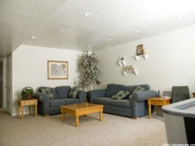1392 W 2275 S, Syracuse, UT 84075 — photo 7