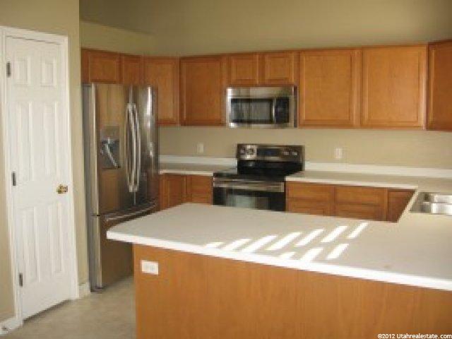 77 N 300 E, Hyrum, UT 84319 — photo 3