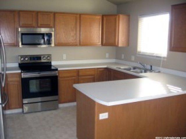77 N 300 E, Hyrum, UT 84319 — photo 4