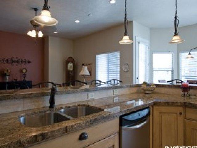 2284 E Arbor Ln, Holladay, UT 84117 — photo 5