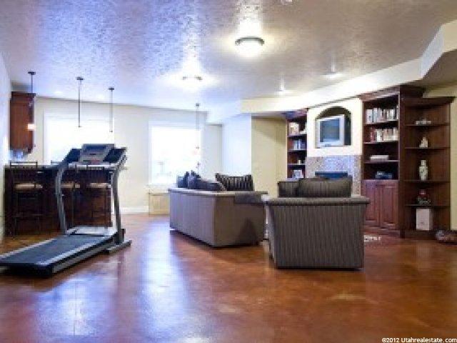 2284 E Arbor Ln, Holladay, UT 84117 — photo 8