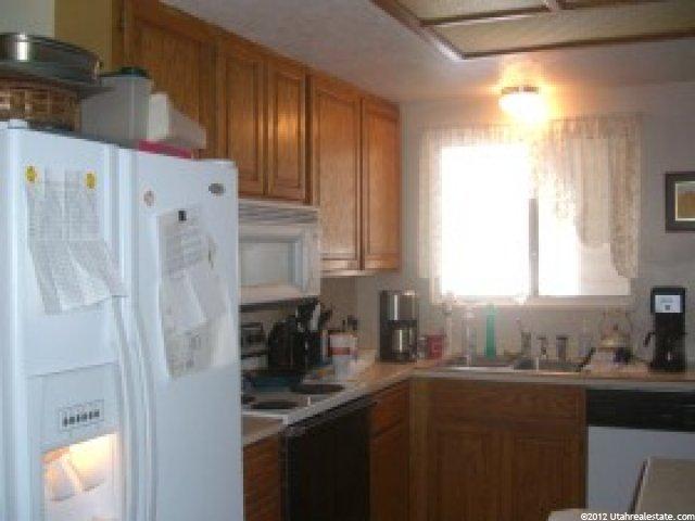 2452 W 4700 S, Roy, UT 84067 — photo 5