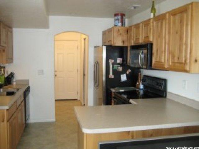 652 W 800 N #111, Clinton, UT 84015 — photo 4