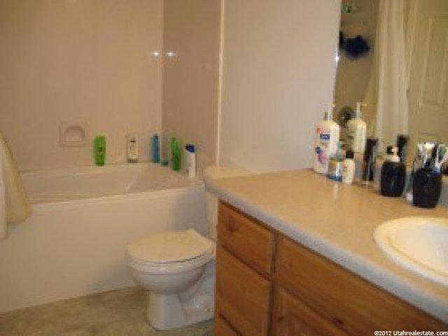 652 W 800 N #111, Clinton, UT 84015 — photo 8