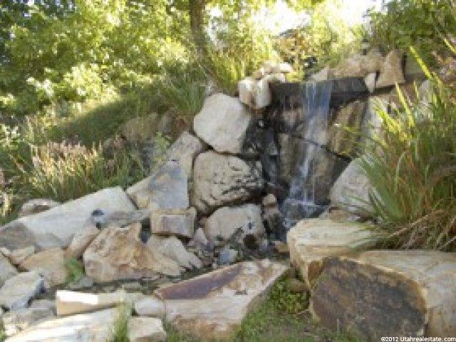 2736 S Cove Ln, Bountiful, UT 84010 — photo 12