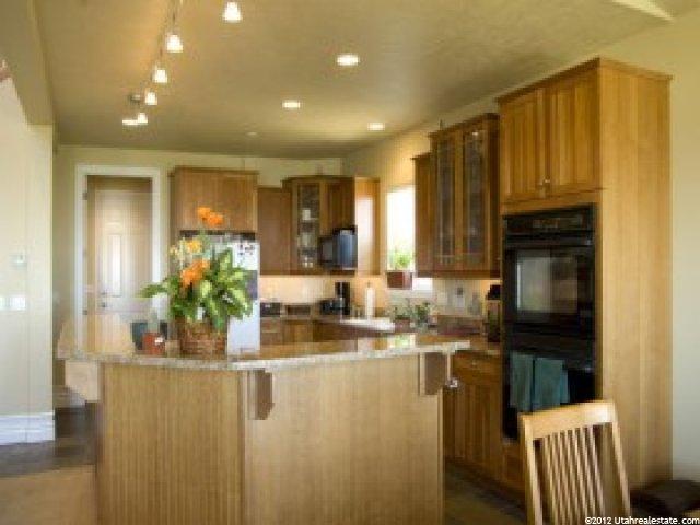 2736 S Cove Ln, Bountiful, UT 84010 — photo 4