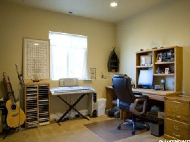 2736 S Cove Ln, Bountiful, UT 84010 — photo 10