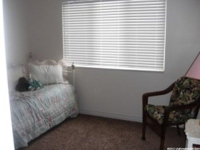 748 S Clearwater Ct, Layton, UT 84041 — photo 9