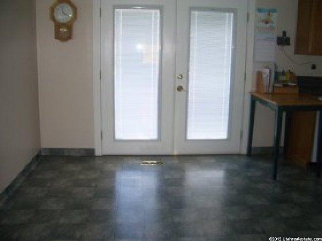 199 E Tj Cir, Sandy, UT 84070 — photo 7