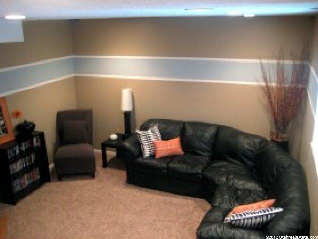 9126 S 2020 E, Sandy, UT 84093 — photo 4