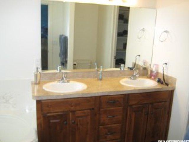 567 W 475 N, Clearfield, UT 84015 — photo 11