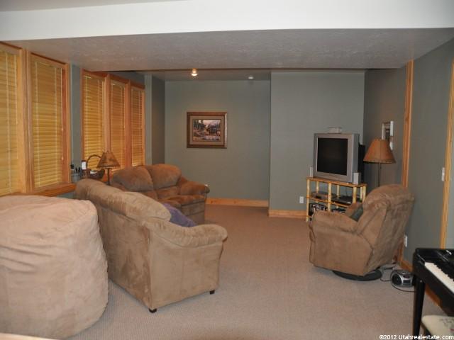 775 Uintah Dr, Oakley, UT 84055 — photo 3