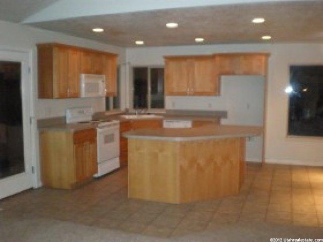 2022 W 1250 N, Layton, UT 84041 — photo 4