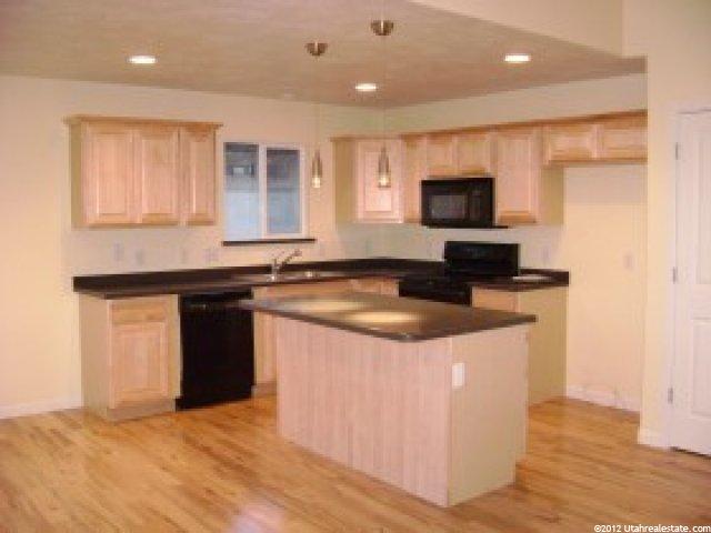 1587 E 925 S, Clearfield, UT 84015 — photo 5