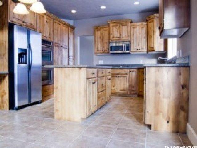 1756 E Burning Oak Dr, Draper, UT 84020 — photo 2