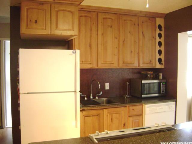 8946 S 60 E, Sandy, UT 84070 — photo 2