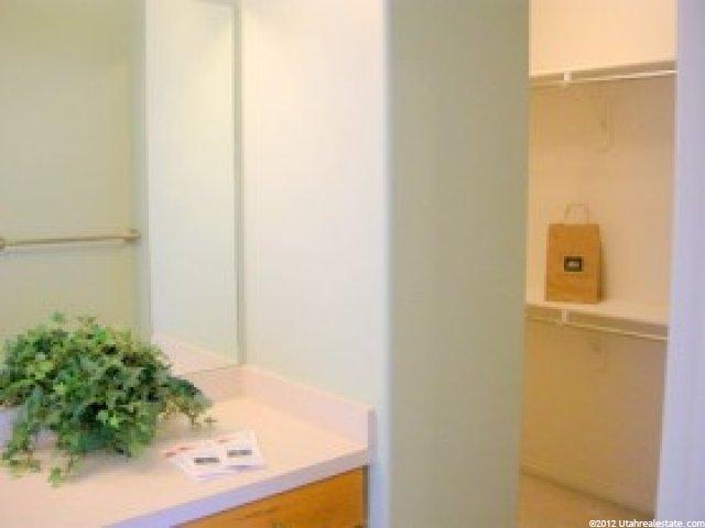 1031 E Fort Ln S, Ogden, UT 84404 — photo 8