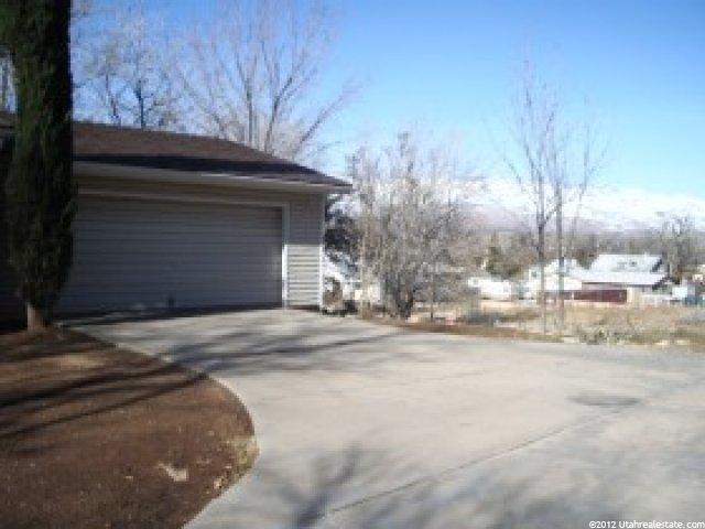 35 E 100 S, La Verkin, UT 84745 — photo 2