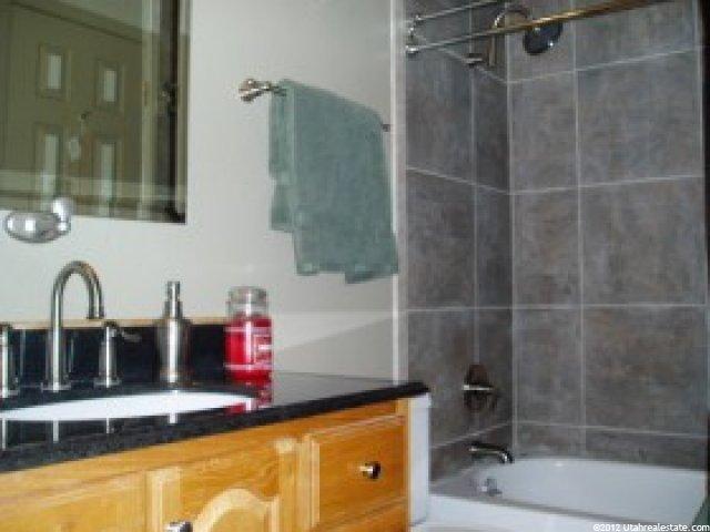 6883 S 725 E #H, Midvale, UT 84047 — photo 7