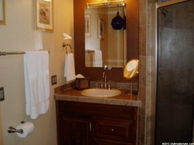 6883 S 725 E #H, Midvale, UT 84047 — photo 10