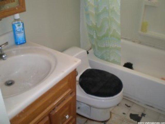 10458 Leilani Dr, Sandy, UT 84070 — photo 3