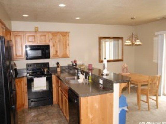 2078 Evans Cove Loop, Layton, UT 84041 — photo 2
