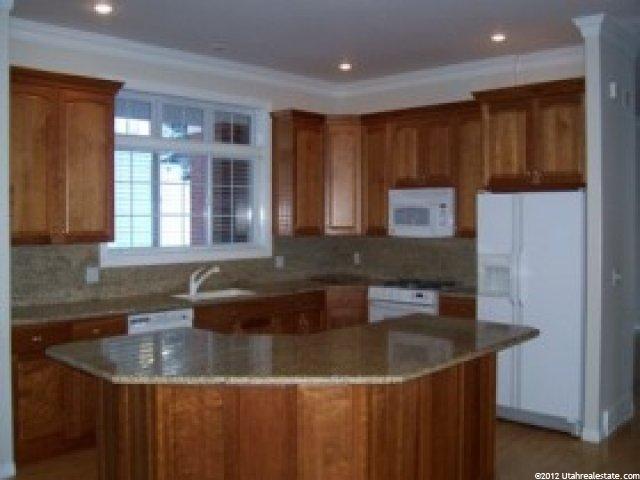 3166 Sunset Hollow Dr, Bountiful, UT 84010 — photo 3