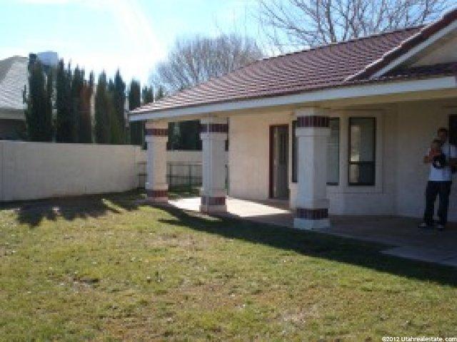 1919 S Point Dr E, St. George, UT 84790 — photo 3