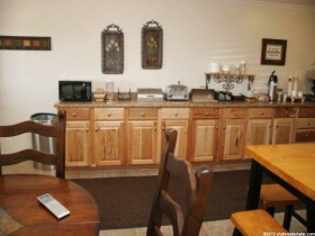 585 W Main St, Tremonton, UT 84337 — photo 3