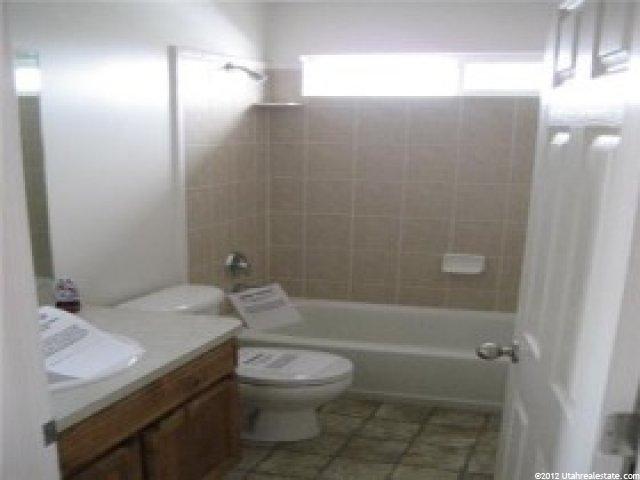 806 Saint Andrews Dr, Syracuse, UT 84075 — photo 9