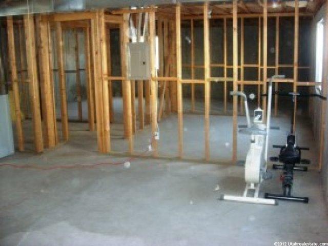 1425 Heather Ln, Syracuse, UT 84075 — photo 11
