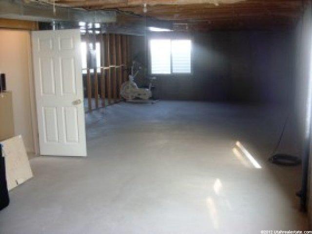 1425 Heather Ln, Syracuse, UT 84075 — photo 10