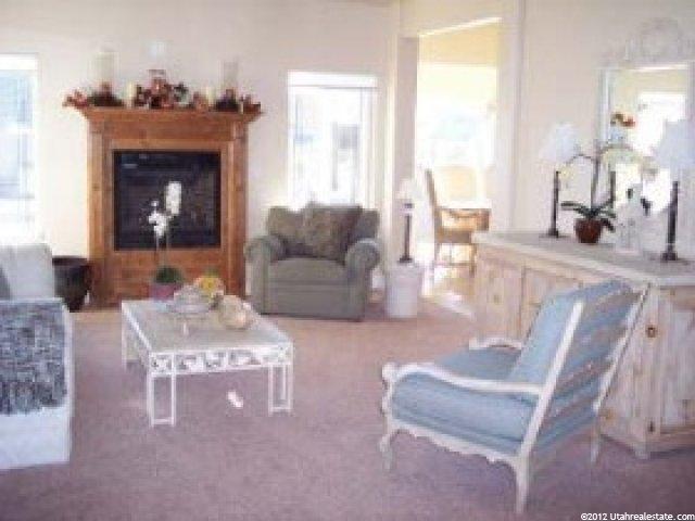 1041 W Mt Orchard Dr, Pleasant View, UT 84414 — photo 2