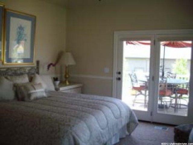 1041 W Mt Orchard Dr, Pleasant View, UT 84414 — photo 3