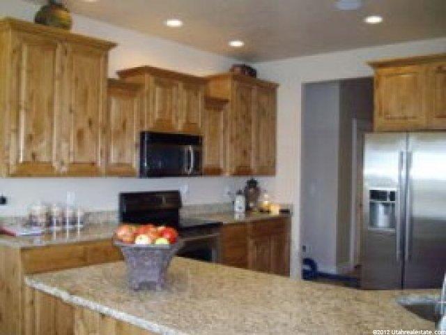 1041 W Mt Orchard Dr, Pleasant View, UT 84414 — photo 8