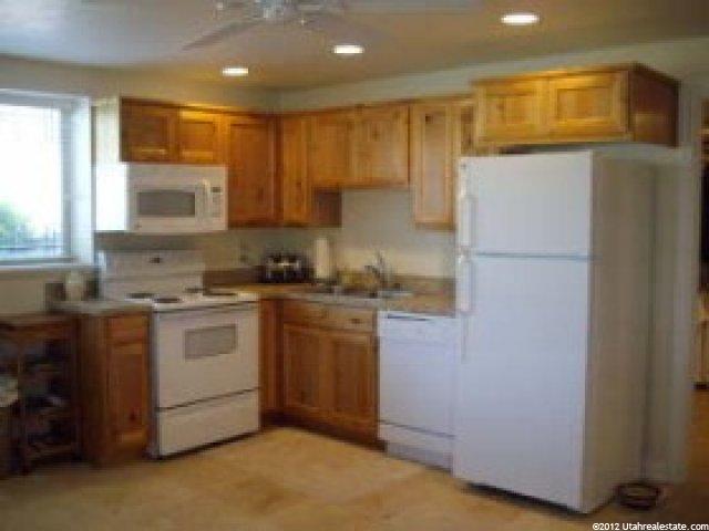 1041 W Mt Orchard Dr, Pleasant View, UT 84414 — photo 9