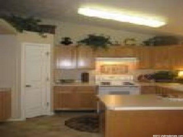 1254 W 1075 N, Clinton, UT 84015 — photo 4