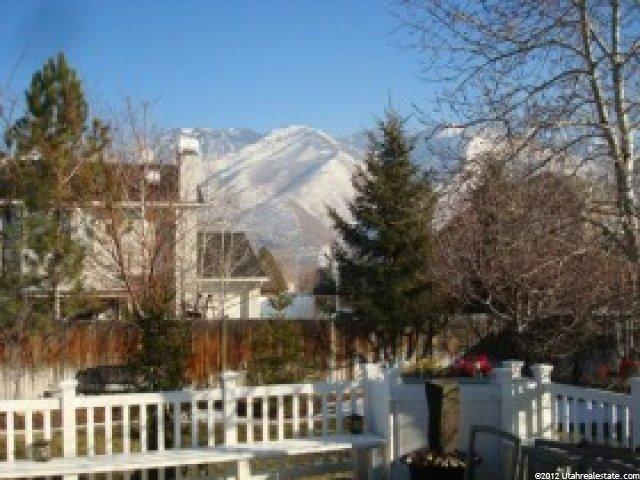 12203 Bluff View Dr, Sandy, UT 84092 — photo 8