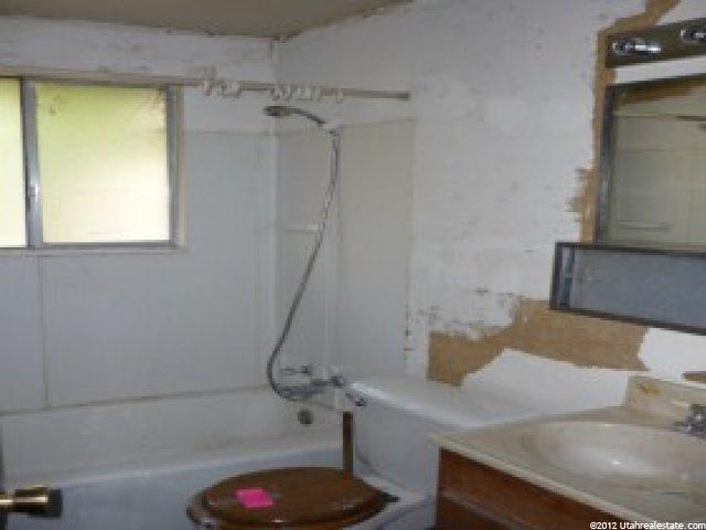 488 S 2000 W, Syracuse, UT 84075 — photo 10