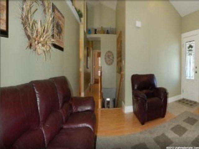 1522 N 300 E, Layton, UT 84041 — photo 3