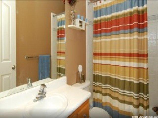 1522 N 300 E, Layton, UT 84041 — photo 6