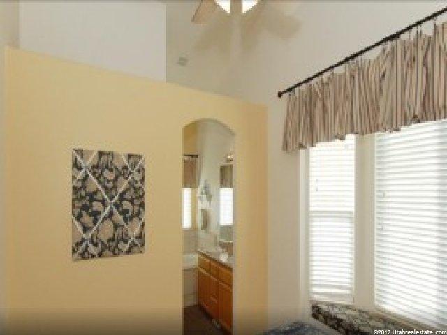 1522 N 300 E, Layton, UT 84041 — photo 8