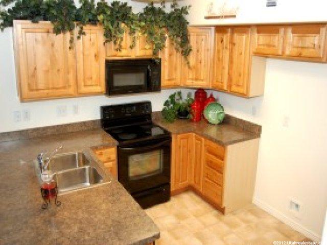 499 E 475 N #9B, Ogden, UT 84404 — photo 2