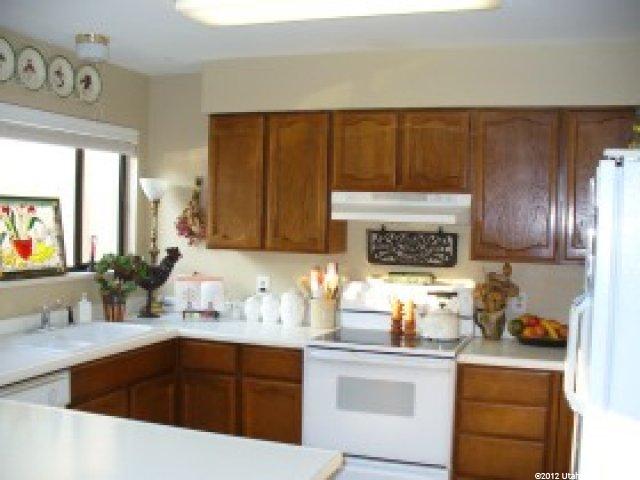 1950 S 200 W #24, Bountiful, UT 84010 — photo 3